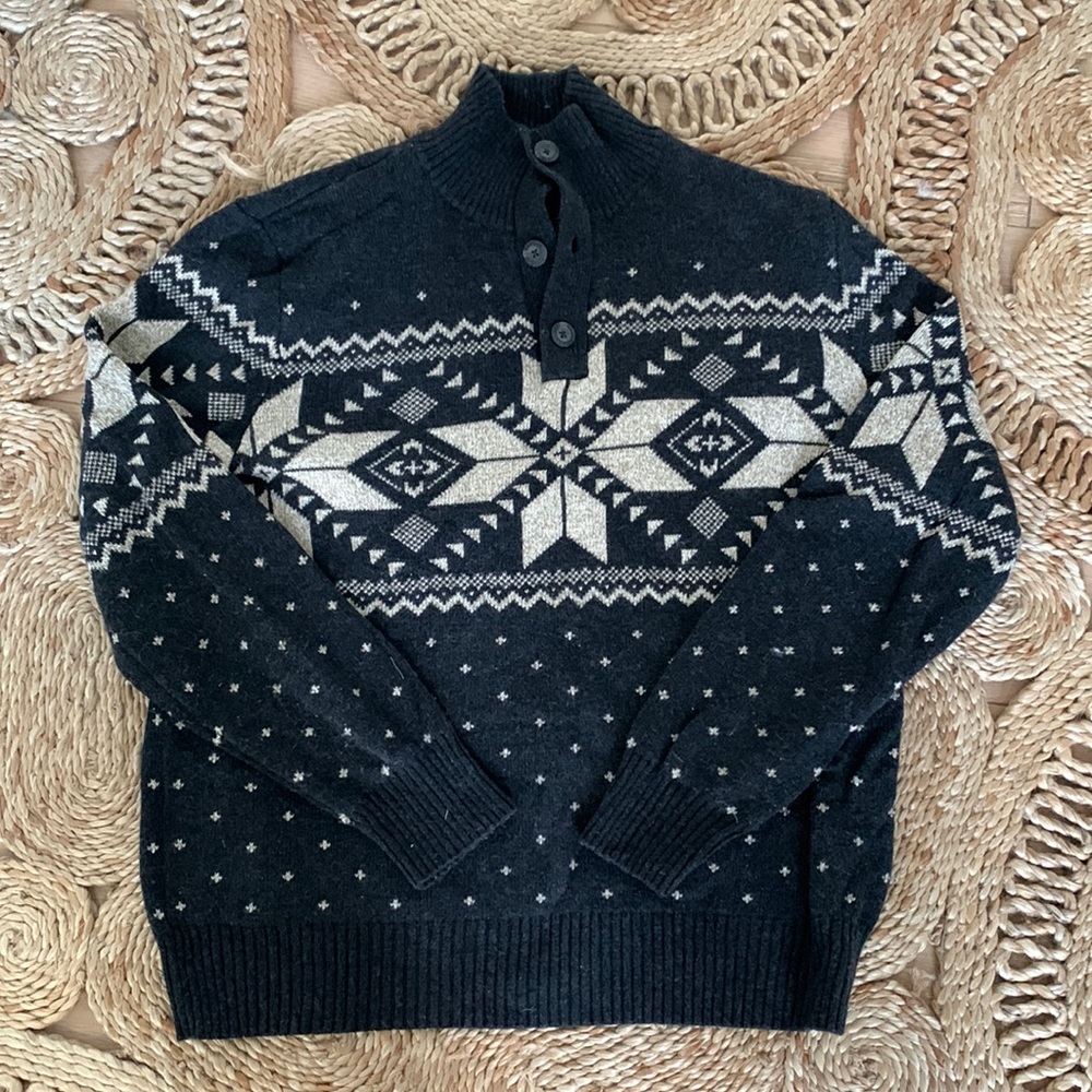 American Eagle Mens Quarter button Sweater